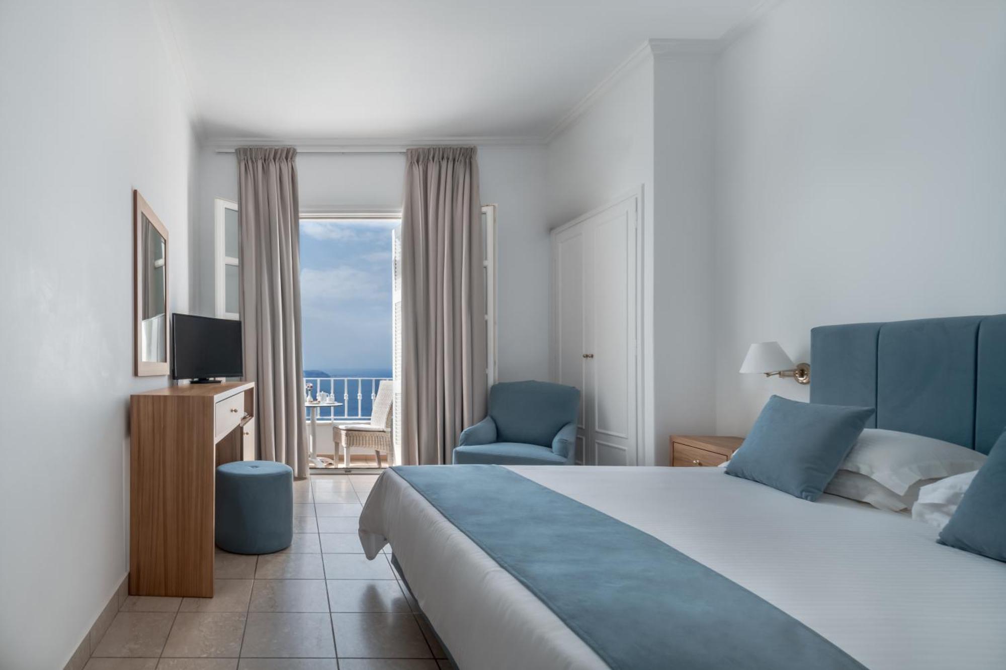 Atlantis Hotel Fira  Quarto foto